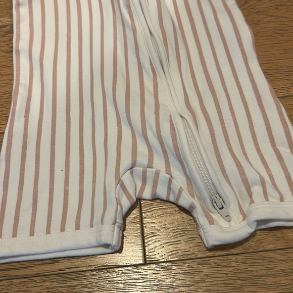 3 piece Pehr set! Never worn. - Picture 6 of 8